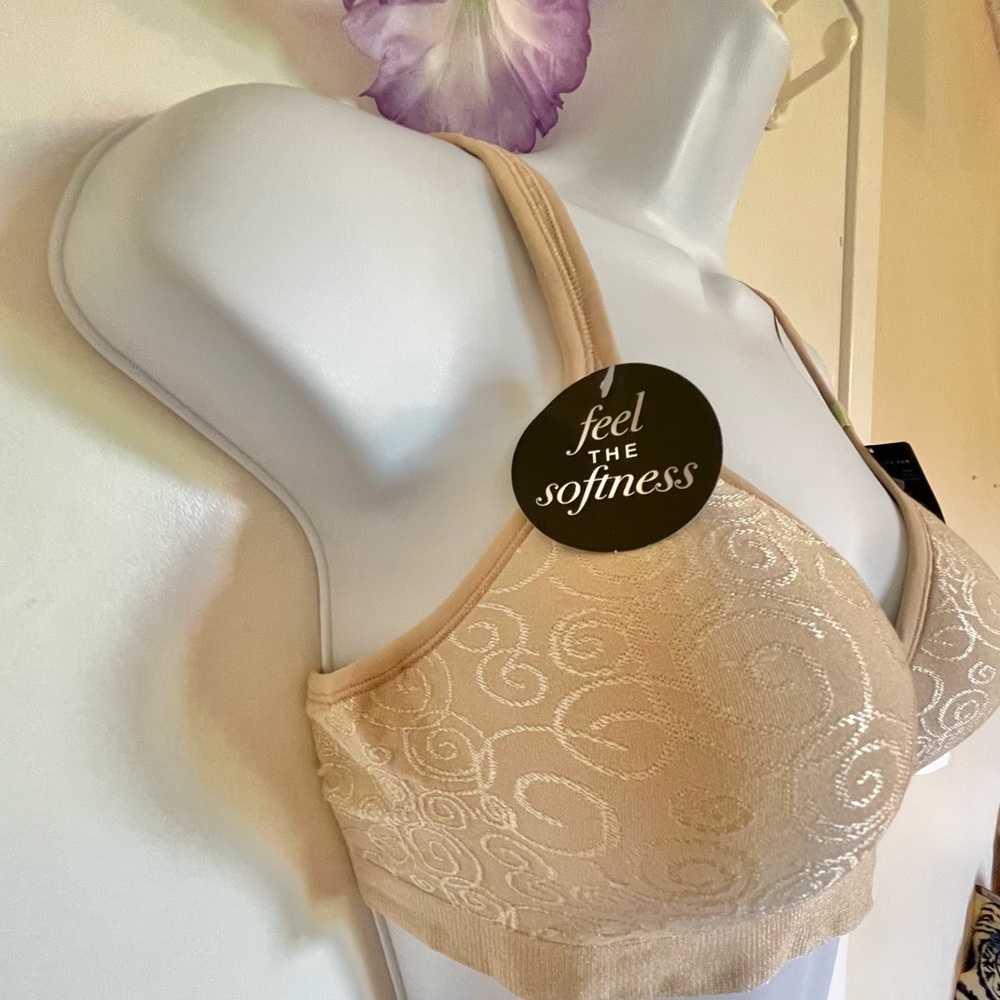 Bali Cool Comfort Bra - Picture 3 of 5